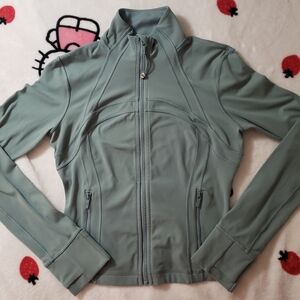 SOLD - Cropped Lulu Define Jacket